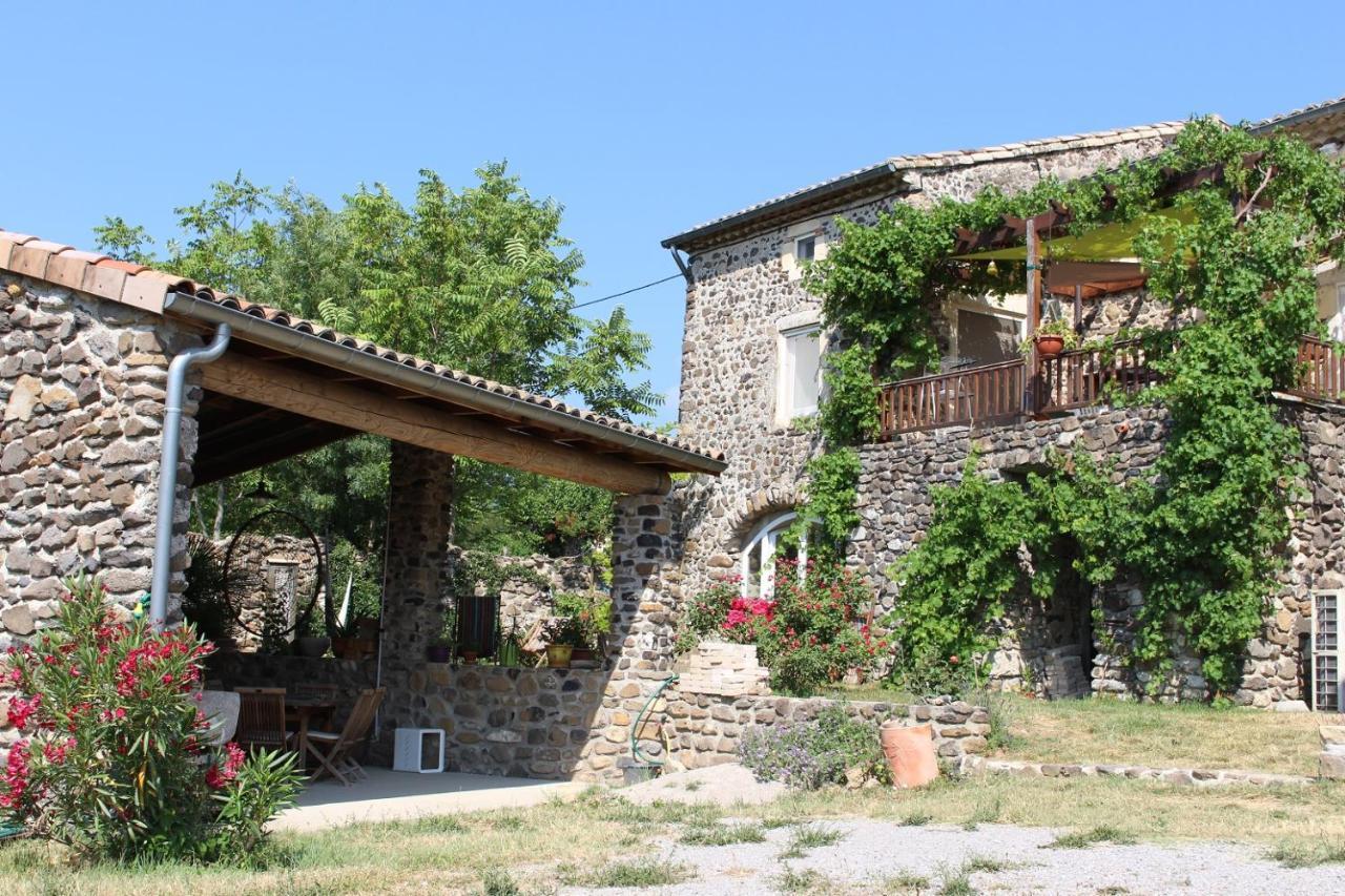 L'Attrape Reve Insolite Saint-Vincent-de-Barres Exterior photo